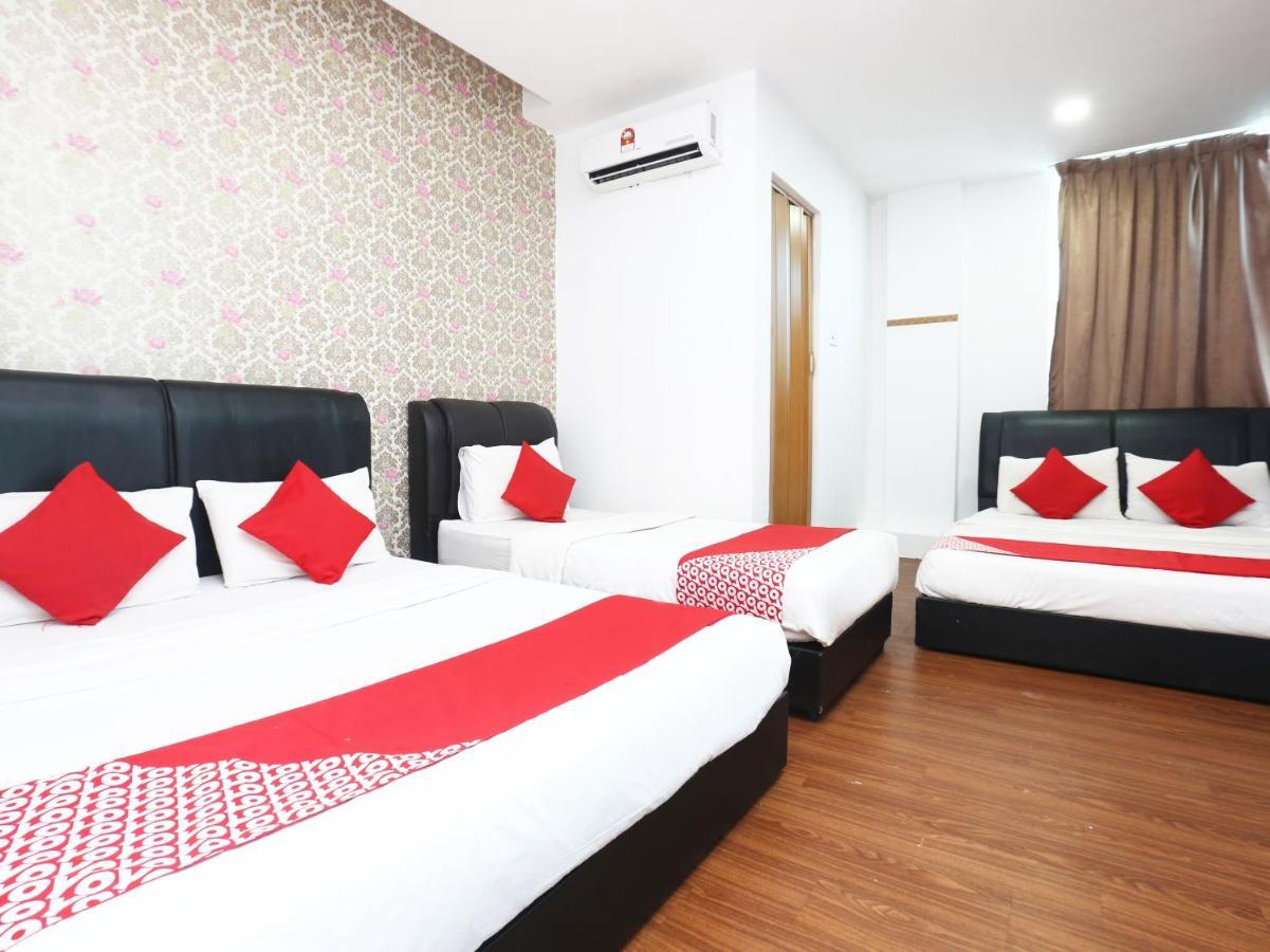 OYO 717 Mr J Hotel Wakaf Che Yeh 2 Buitenkant foto
