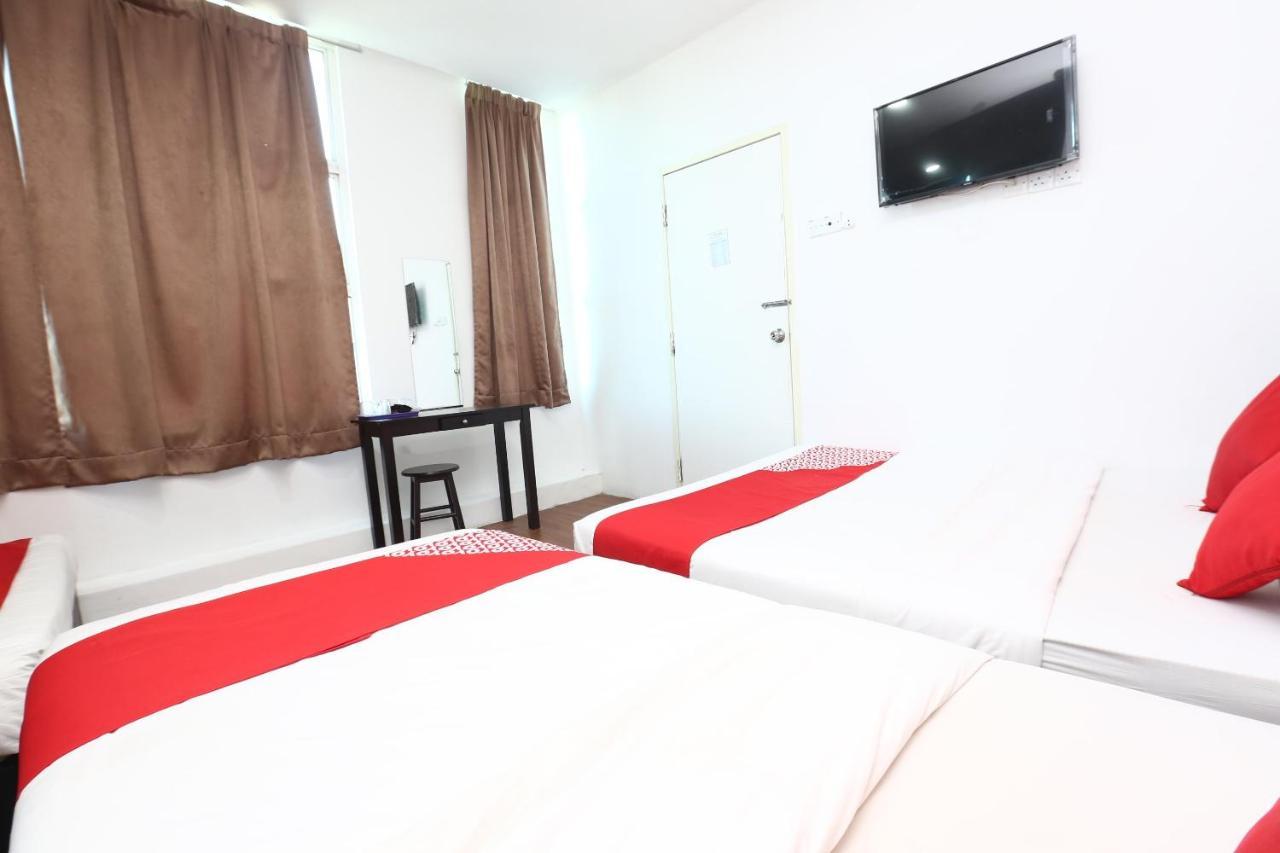 OYO 717 Mr J Hotel Wakaf Che Yeh 2 Buitenkant foto