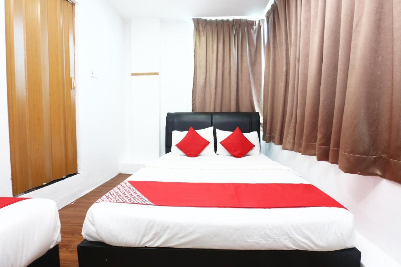 OYO 717 Mr J Hotel Wakaf Che Yeh 2 Buitenkant foto